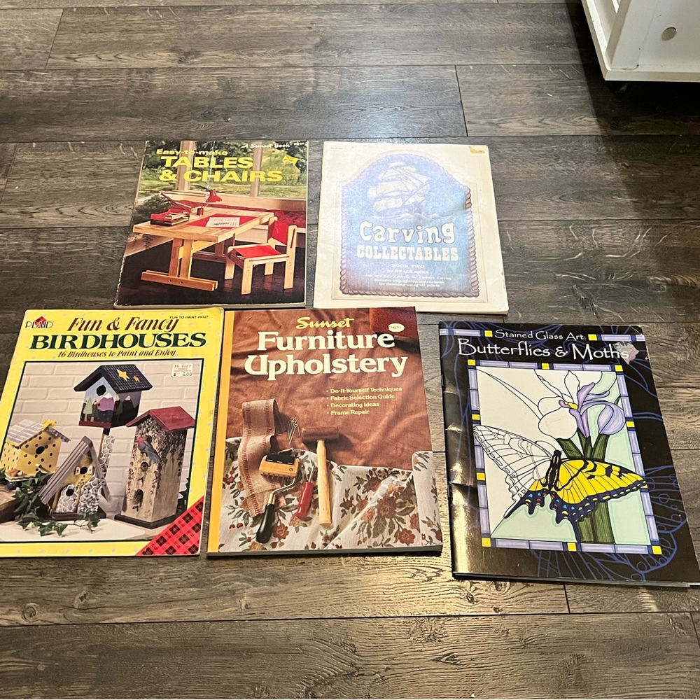 Lot of 5‎ DIY Books
